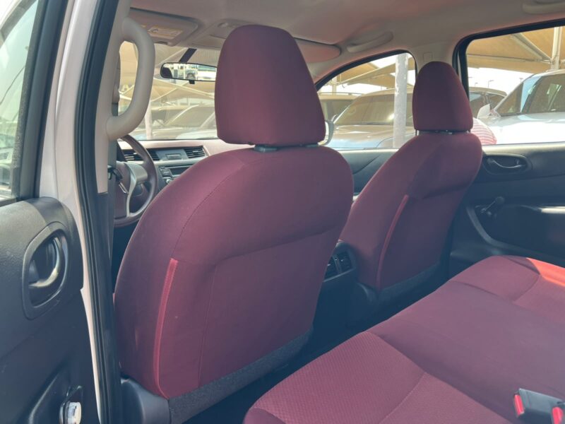 2020 Nissan Navara 4X2 2.5 Litres 4 Cylinders Petrol Engine White Red Pickup Truck Automatic