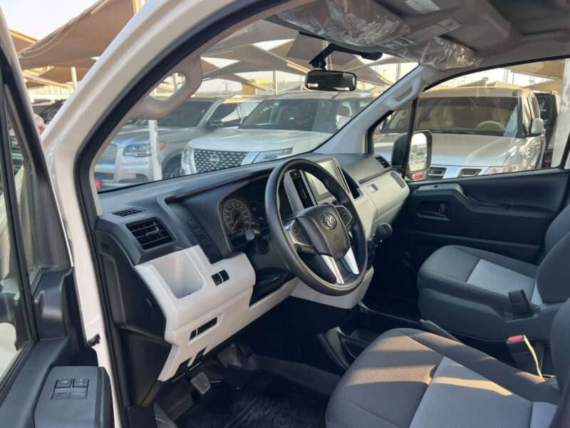 2024 Toyota Hiace 13 Seats 2.7 Litres 4 Cylinders Petrol Engine White Grey Van GCC Manual