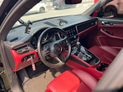 2022 Porsche Macan STANDARD 2.0L TWINTURBO 4 Cylinders Petrol Engine Black Red SUV
