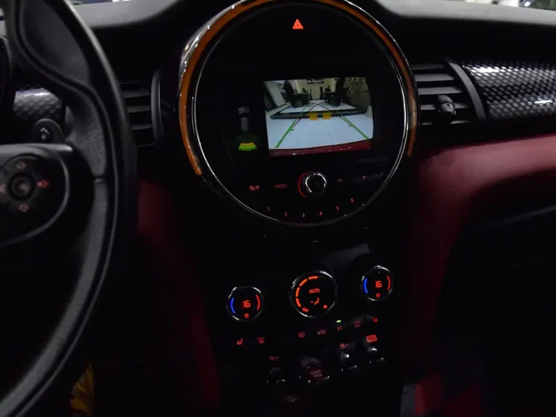 2019 MINI Cooper Cooper S 4 Cylinders Petrol Engine Red Black Hatchback GCC Specs