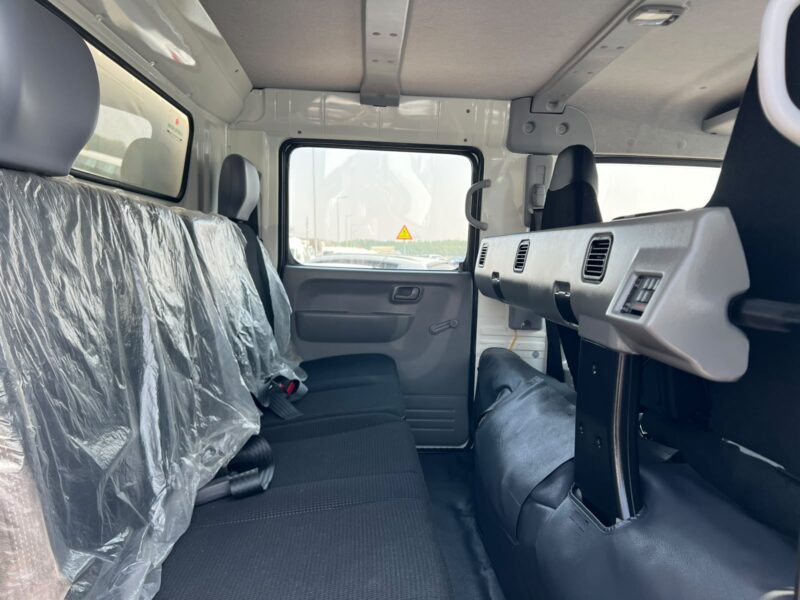 2022 Mitsubishi Canter D/C 4.2 Litres 4 Cylinders Diesel Engine White Grey Truck Manual GCC