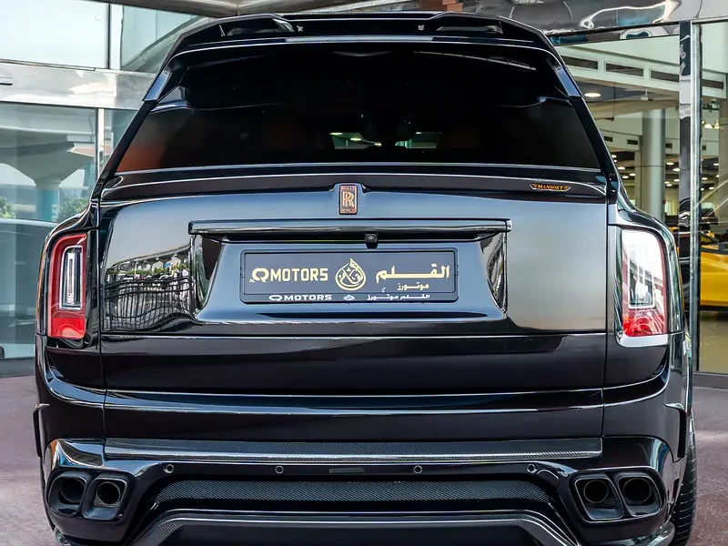 2021 Rolls-Royce Cullinan Black Badge 6.75L Twin-Turbo V12 Petrol Engine Black Orange SUV