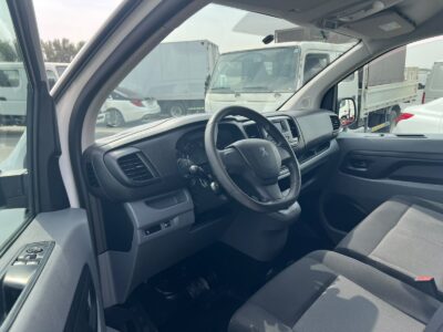 2023 Peugeot Expert Automatic 2.0 Litres 4 Cylinders Diesel Engine White Grey Van GCC