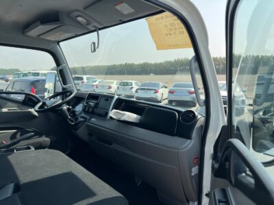 2022 Mitsubishi Canter D/C 4.2 Litres 4 Cylinders Diesel Engine White Grey Truck Manual GCC