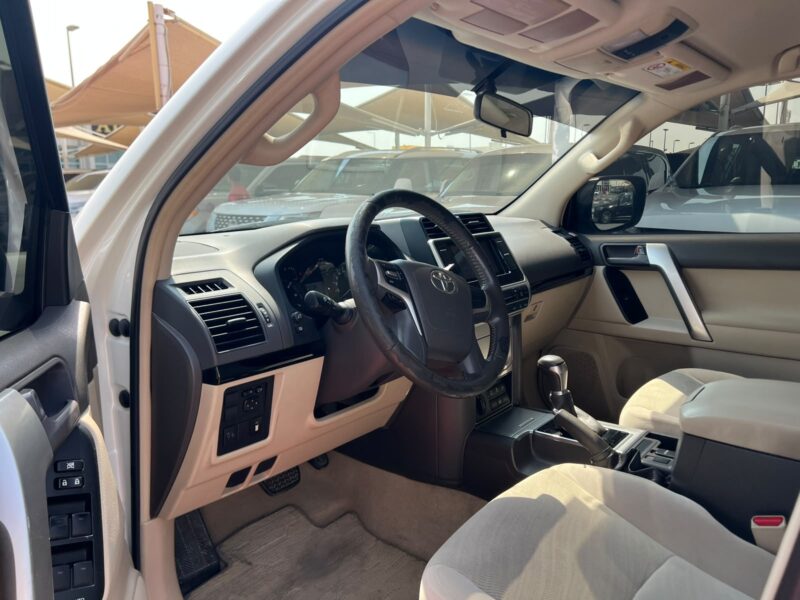 2022 Toyota Prado EXR 4.0 Litres V6 Petrol Engine White Beige SUV GCC Specs Automatic