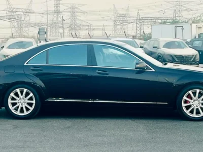 2009 Mercedes-Benz S-Class S 550 8 Cylinders Petrol Engine Black Sedan Japanese Specs