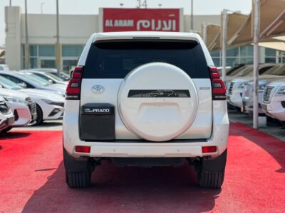 2022 Toyota Prado EXR 4.0 Litres V6 Petrol Engine White Beige SUV GCC Specs Automatic