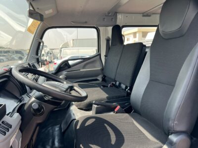 2022 Mitsubishi Canter D/C 4.2 Litres 4 Cylinders Diesel Engine White Grey Truck Manual GCC