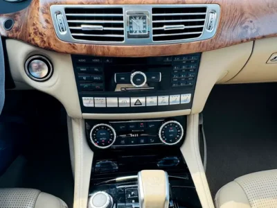 2011 Mercedes-Benz CLS-Class CLS 63 AMG 8 Cylinders Petrol Engine White Beige Sedan