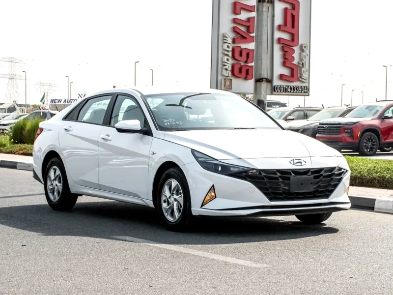 2023 Hyundai Elantra Smart 4 Cylinders Petrol Engine White Beige Sedan GCC Specs