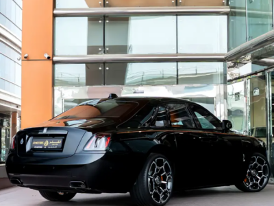 2026 Rolls-Royce Ghost Black Badge Twin-Turbocharged V12 Engine Black Orange Sedan GCC