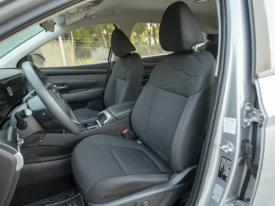 2025 Hyundai Tucson Smart 2.0 Litres 4 Cylinders Petrol Engine Silver Black SUV GCC Specs