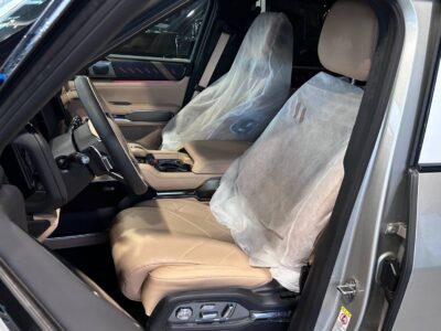 2025 BYD LEOPARD 8 2.0 Litres 4 Cylinders Petrol Engine Gold Beige SUV Chinese Specs