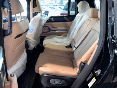 2025 BYD LEOPARD 8 2.0 Litres 4 Cylinders Hybrid Engine Black Beige SUV Chinese Specs