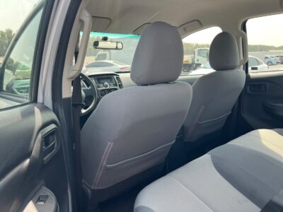 2020 Mitsubishi L200 4X4 2.4 Litres 4 Cylinders Petrol Engine Silver Grey Pickup Truck Manual