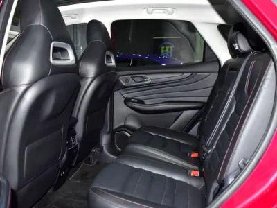 2021 MG HS Luxury 4 Cylinders Plug-in Hybrid Engine Red Black SUV GCC Specs Automatic