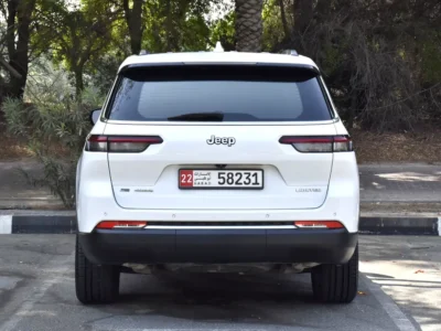 2022 Jeep Grand Cherokee L Limited 6 Cylinders Petrol Engine White Beige SUV GCC Specs