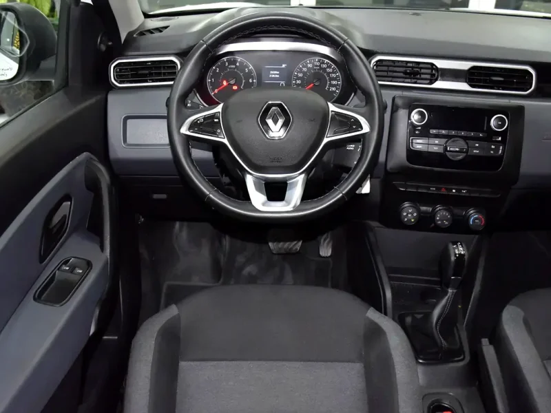 2025 Renault Duster Comfort 4 Cylinders Petrol Engine White Black SUV GCC Specs