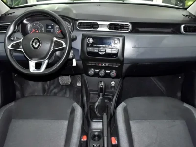 2025 Renault Duster Comfort 4 Cylinders Petrol Engine White Black SUV GCC Specs
