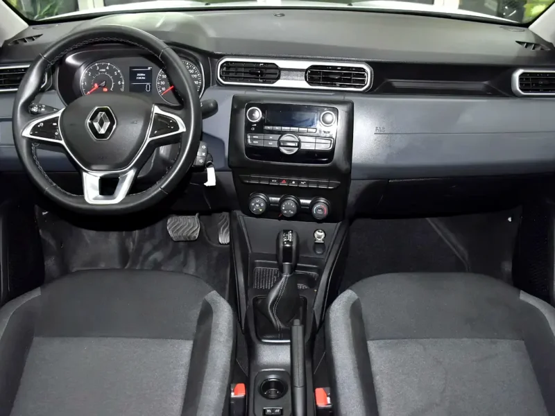 2025 Renault Duster Comfort 4 Cylinders Petrol Engine White Black SUV GCC Specs