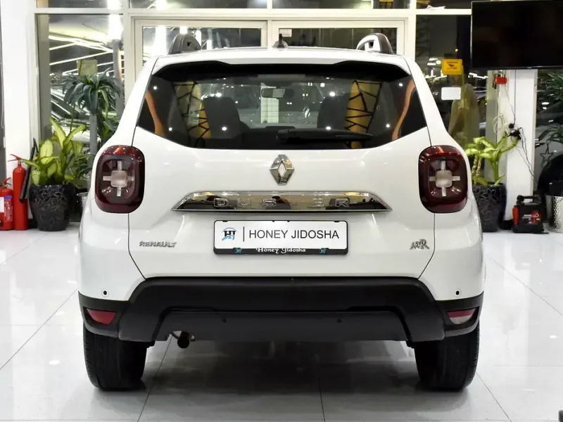 2025 Renault Duster Comfort 4 Cylinders Petrol Engine White Black SUV GCC Specs