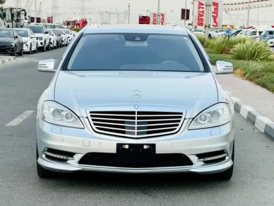 2013 Mercedes-Benz S-Class S 550 8 Cylinders Petrol Engine Silver Black Sedan Japanese Specs