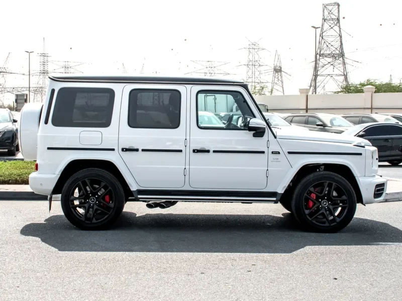 2022 Mercedes-Benz G-Class G 63 AMG 4.0L Bi-turbo V8 Petrol Engine White Black SUV