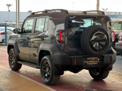 2027 TOYOTA FJ Cruiser 2.7 Litres 4 Cylinders Petrol Engine Grey Black SUV GCC Specs