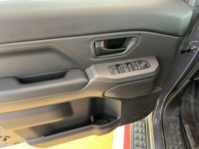 2027 TOYOTA FJ Cruiser 2.7 Litres 4 Cylinders Petrol Engine Grey Black SUV GCC Specs