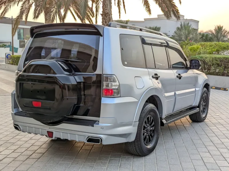 2015 Mitsubishi Pajero GLS MID OPTION 3.5 Litres 6 Cylinders Petrol Engine Silver Grey SUV