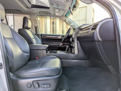 2016 Lexus GX-Series GX 460 4.6L V8 Petrol Engine White Black SUV GCC Specs Full Option