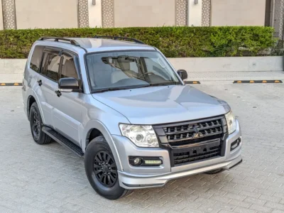 2015 Mitsubishi Pajero GLS MID OPTION 3.5 Litres 6 Cylinders Petrol Engine Silver Grey SUV