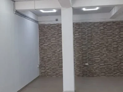 1,050 sqft BIG SPACE. GREAT VISIBILITY. MAXIMUM CONVENIENCE