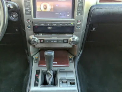2016 Lexus GX-Series GX 460 4.6L V8 Petrol Engine White Black SUV GCC Specs Full Option
