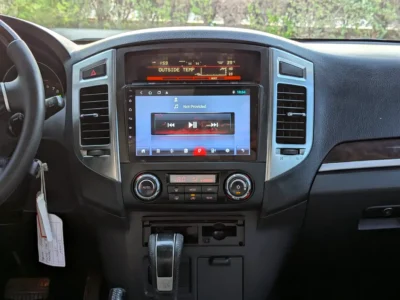 2015 Mitsubishi Pajero GLS MID OPTION 3.5 Litres 6 Cylinders Petrol Engine Silver Grey SUV