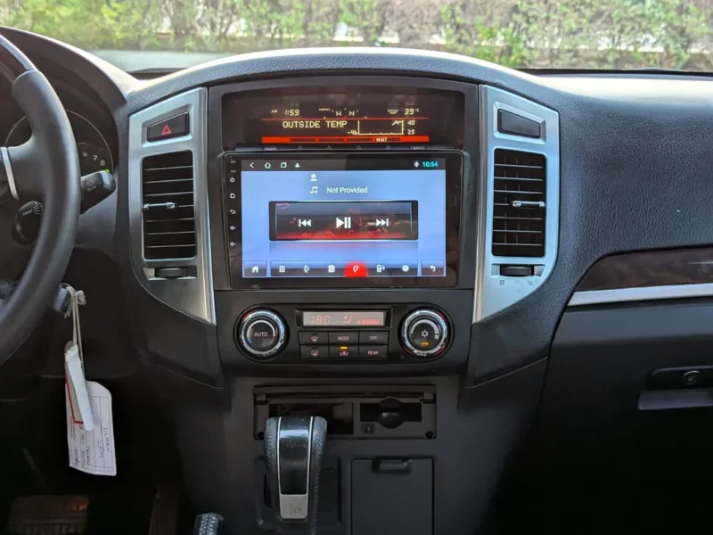 2015 Mitsubishi Pajero GLS MID OPTION 3.5 Litres 6 Cylinders Petrol Engine Silver Grey SUV
