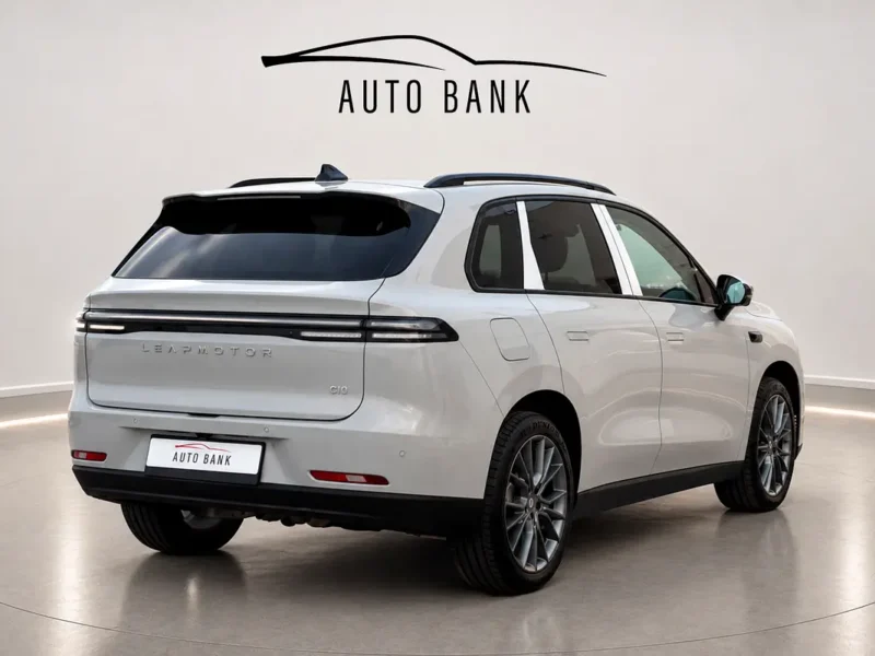 2026 Leapmotor C10 EREV 1.5 Litres 4 Cylinders Engine Grey Black SUV Chinese Specs