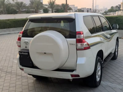 2016 Toyota Prado TXL 2.7L 4 Cylinder Engine White Beige SUV GCC Specs Excellent Condition