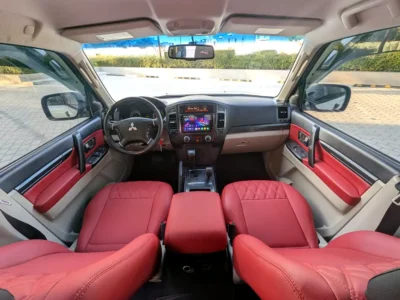 2015 Mitsubishi Pajero Modified Signature Edition 3.5L V6 Engine White Red SUV GCC Specs
