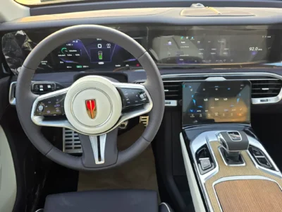 2025 Hongqi E-HS9 EV White-White Luxury Electric SUV European Specs Automatic 550 - 650 KM
