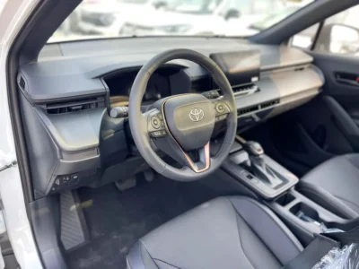 2026 Toyota Corolla Cross 4 Cylinders Hybrid Engine White Black SUV Chinese Specs Automatic