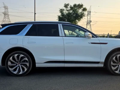2025 Hongqi E-HS9 EV White-White Luxury Electric SUV European Specs Automatic 550 - 650 KM