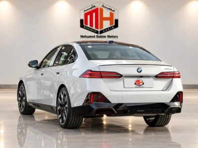 2027 BMW 530i M Sport Pro 2.0L TwinPower Turbo 4 Cylinder Petrol Engine White Burgundy Sedan