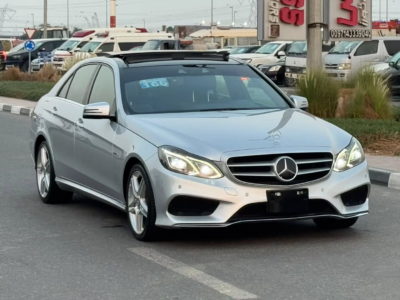 2014 Mercedes-Benz E300 3.5-liter V6 Petrol Engine Silver Black Sedan NEAT AND CLEAN CAR