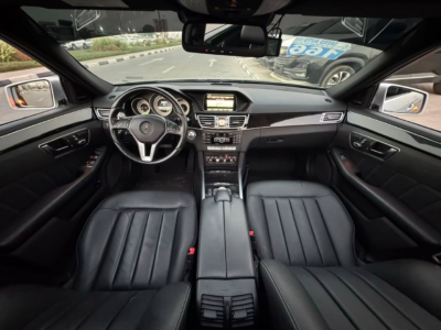 2014 Mercedes-Benz E300 3.5-liter V6 Petrol Engine Silver Black Sedan NEAT AND CLEAN CAR