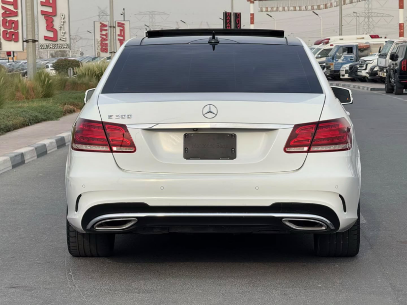 2015 Mercedes-Benz E300 3.5-liter V6 Petrol Engine White Beige Sedan NEAT AND CLEAN CAR