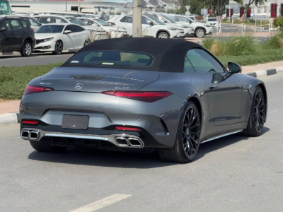 2023 Mercedes-Benz AMG SL 63 4.0-liter twin-turbocharged V8 Petrol Engine Grey Black Convertible