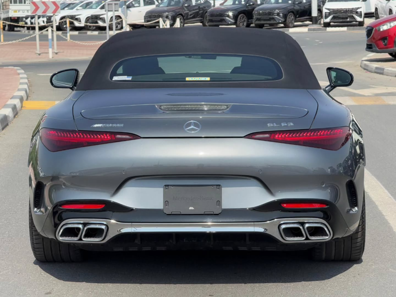 2023 Mercedes-Benz AMG SL 63 4.0-liter twin-turbocharged V8 Petrol Engine Grey Black Convertible