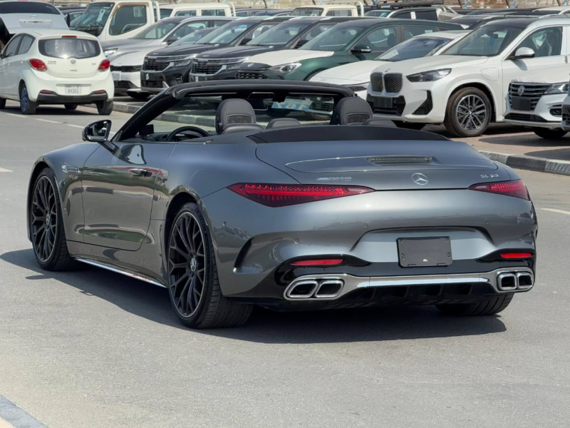 2023 Mercedes-Benz AMG SL 63 4.0-liter twin-turbocharged V8 Petrol Engine Grey Black Convertible