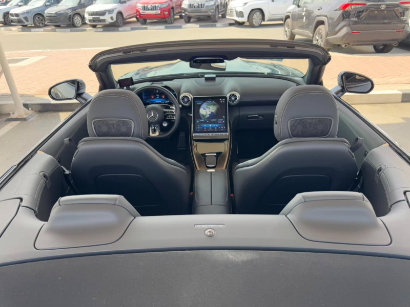 2023 Mercedes-Benz AMG SL 63 4.0-liter twin-turbocharged V8 Petrol Engine Grey Black Convertible
